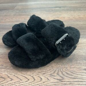 UGG Fuzz Yeah Slide Slippers Women’s 8 Black Sheepskin Platform Cozy Sandals